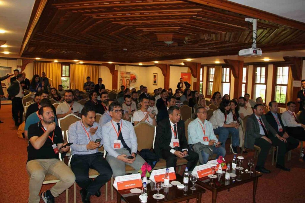 Aci̇l Tıp Cami̇ası Mskü Öncülüğünde Akyakada Buluştu