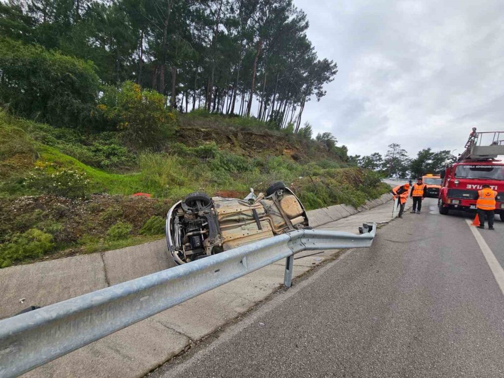 Göcekte Trafi̇k Kazası: 3 Yaralı