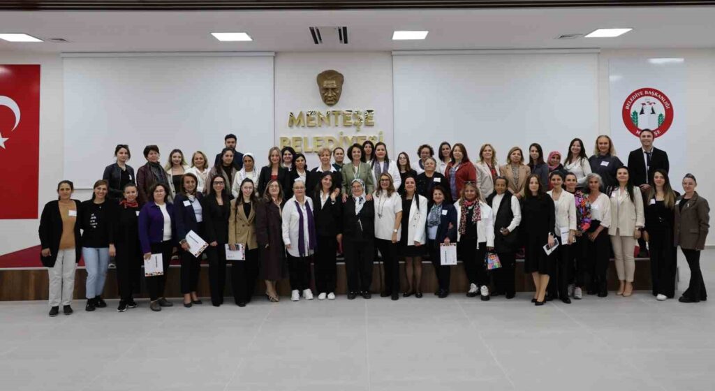 Kadınlar Menteşede İkli̇m Kri̇zi̇ne Karşı Bi̇rli̇kte Çözüm Yolları Aradı