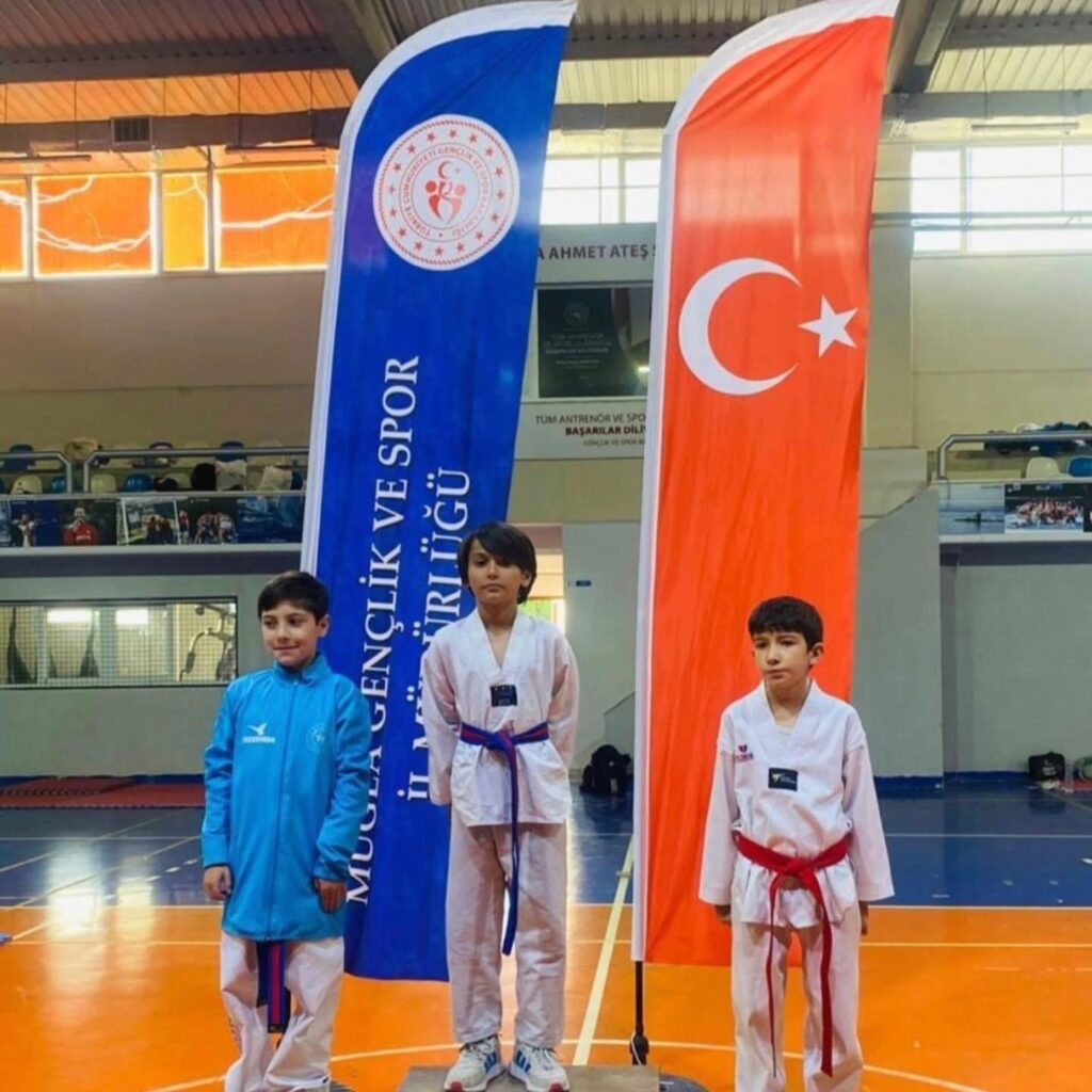 Köyceği̇zli̇ Okulu, Taekwondo Müsabakasında İl Şampi̇yonu Oldu