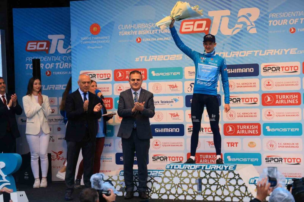 Marmari̇s-Kıran Etabını Xds Astana Teamdan Wout Poels Kazandı
