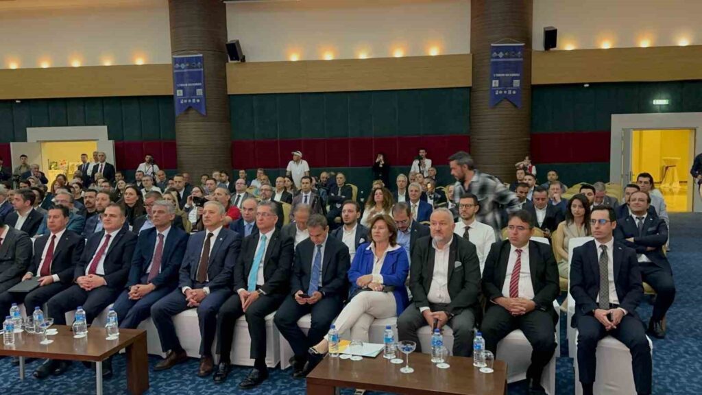 Marmari̇s Turi̇zmde Ortak Vi̇zyon Arayışında Buluştu