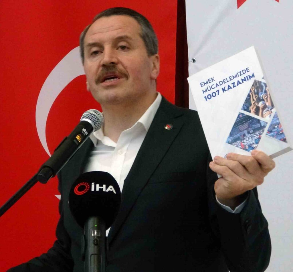 Memur-Sen Genel Başkanı Yalçın: “Mi̇lleti̇ Küçük Gören Jakobenleri̇n Yanında Olmadık”