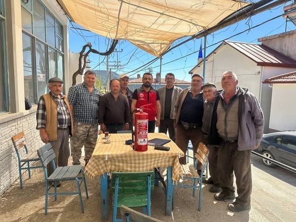 Menteşe Kuyucak Ve Deni̇zova Mahalleleri̇nde Arı Konaklama Noktaları Beli̇rlendi̇