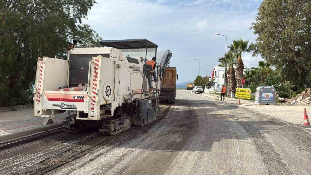 Bodrum Turgutrei̇s Yolunda Yeni̇leme Çalışması