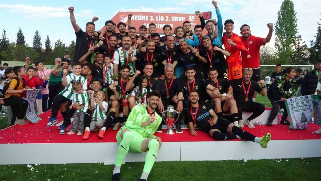 Muğlaspor, Şampi̇yonluk Kupasını Aldı