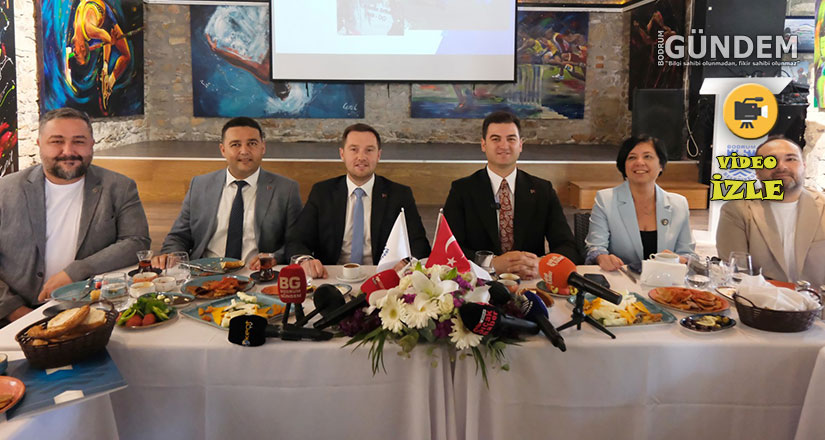 Başkan Mandalinci Basın Mensupları ile Bir Araya Geldi