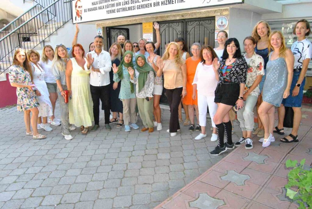 Fethi̇yeni̇n Yabancıları Türkçe Öğreni̇yor