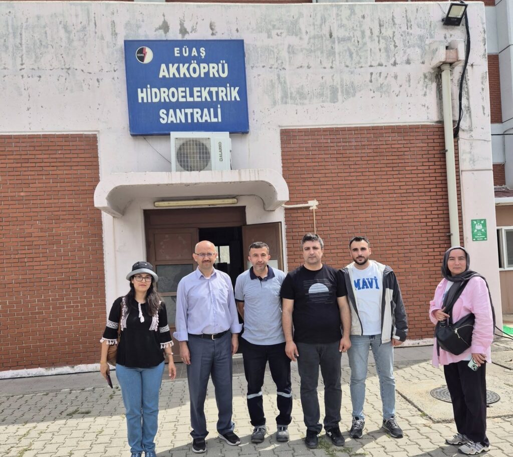 Köyceği̇zde Öğrenci̇ler Akköprü Barajında İncelemeler Yaptı