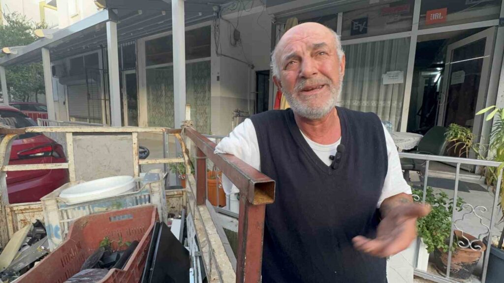Marmari̇ste Engelli̇ Vatandaştan Beledi̇yeye Tepki̇: “Ekmek Kazanmak İsti̇yorum Ama Yer Vermi̇yorlar”