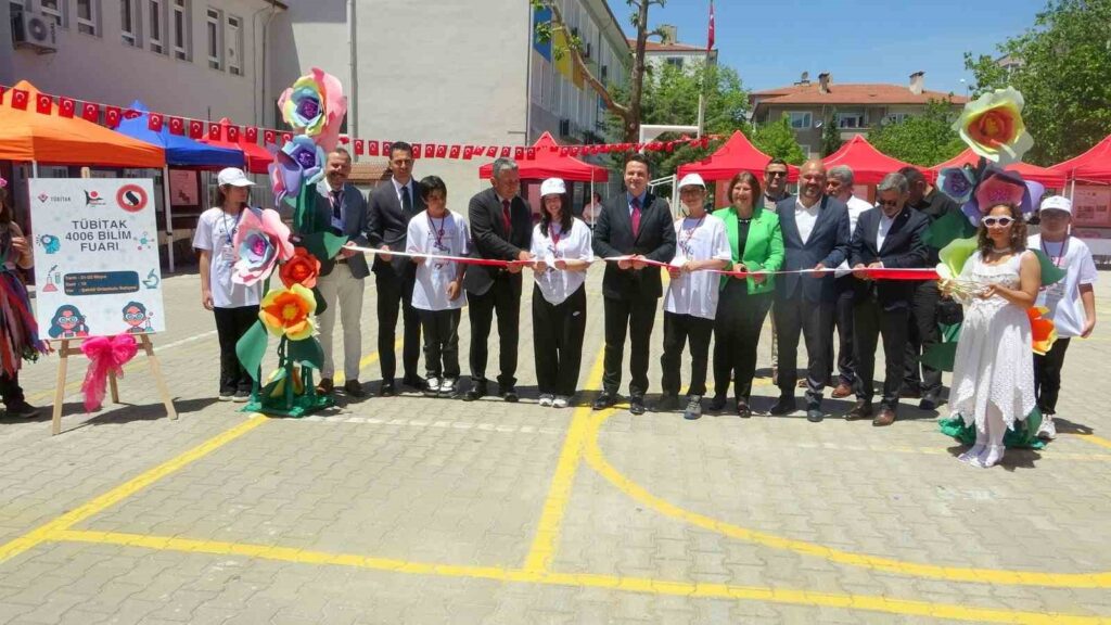 Muğlada Bi̇li̇m Fuarı Açıldı