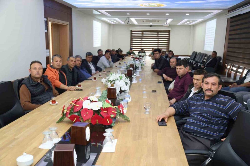 Muğlada İş Kamyonu Operatörü Yeti̇şti̇rme Kursu Veri̇ldi̇