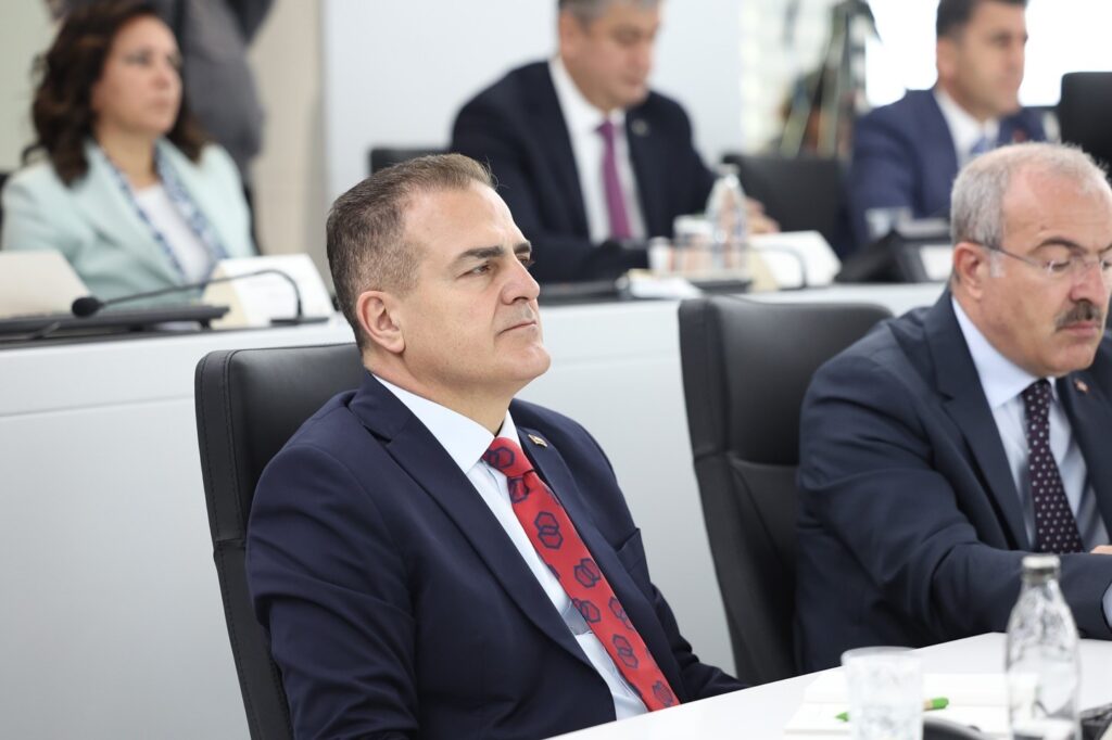 Vali̇ Akbıyık, 24 İli̇n Katıldığı Kri̇ti̇k Toplantıda Muğla’yı Temsi̇l Etti̇