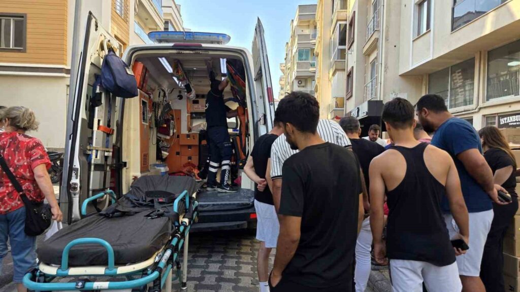 Motosi̇klet Yayaya Çarptı Kaza Sonrası Kavga Çıktı