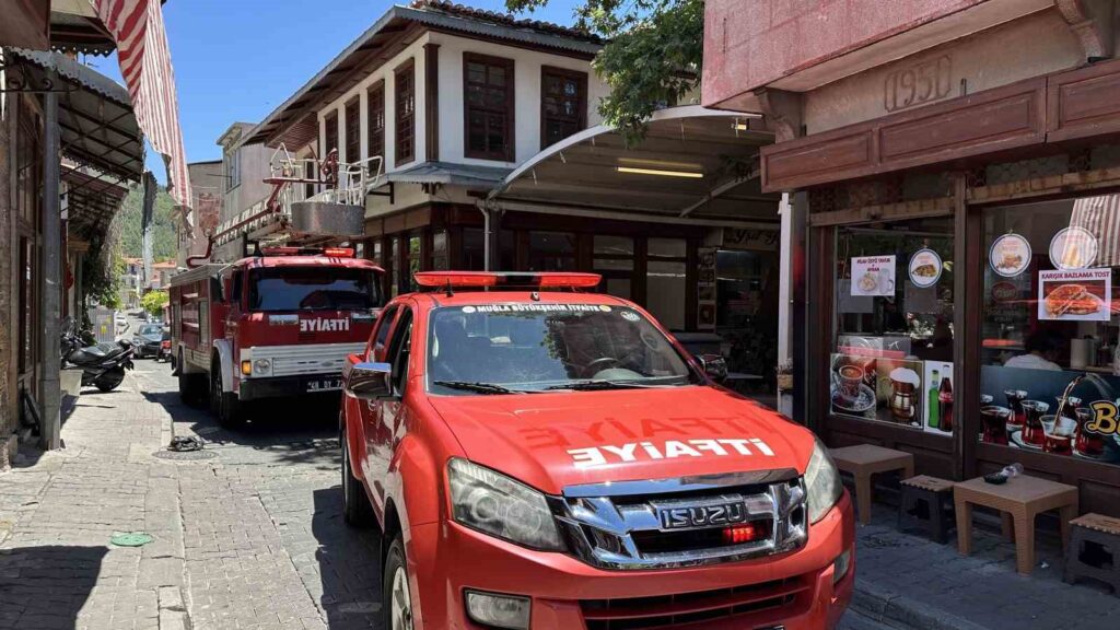 Baca Yangını Korkuttu