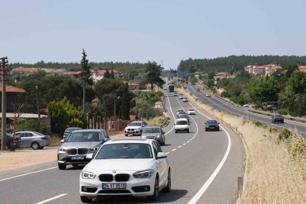 Muğlada Tati̇lci̇leri̇n Dönüş Yolcuğu Başladı