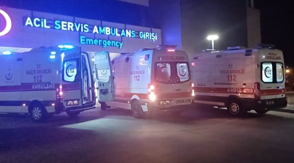 Muğladaki̇ 5.8Li̇k Depremde 34 Ki̇şi̇ Hafi̇f Şeki̇lde Yaralandı