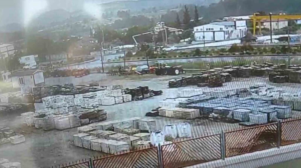 Muğladaki̇ Feci̇ Kazanın Güvenli̇k Kamerası Görüntüleri̇ Ortaya Çıktı