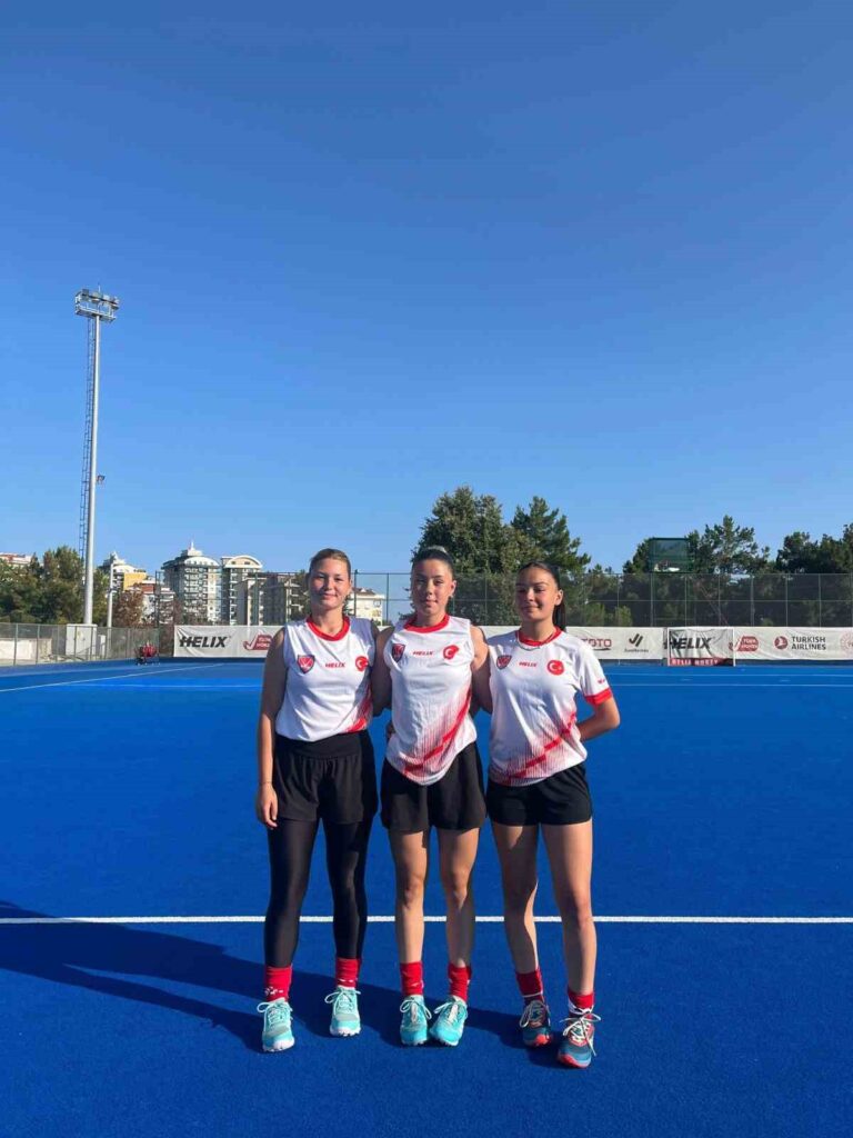 Muğladan Üç Genç Sporcu U18 Hokey Mi̇lli̇ Takımında