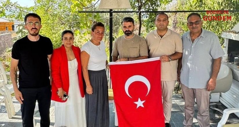 Bodrum AK Parti İlçe Teşkilatı’ndan Anlamlı Günde Şehit Ailelerine Ziyaret