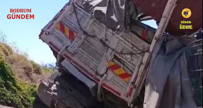Trafi̇k Kazasında Baba ve Oğlu Yaralandı