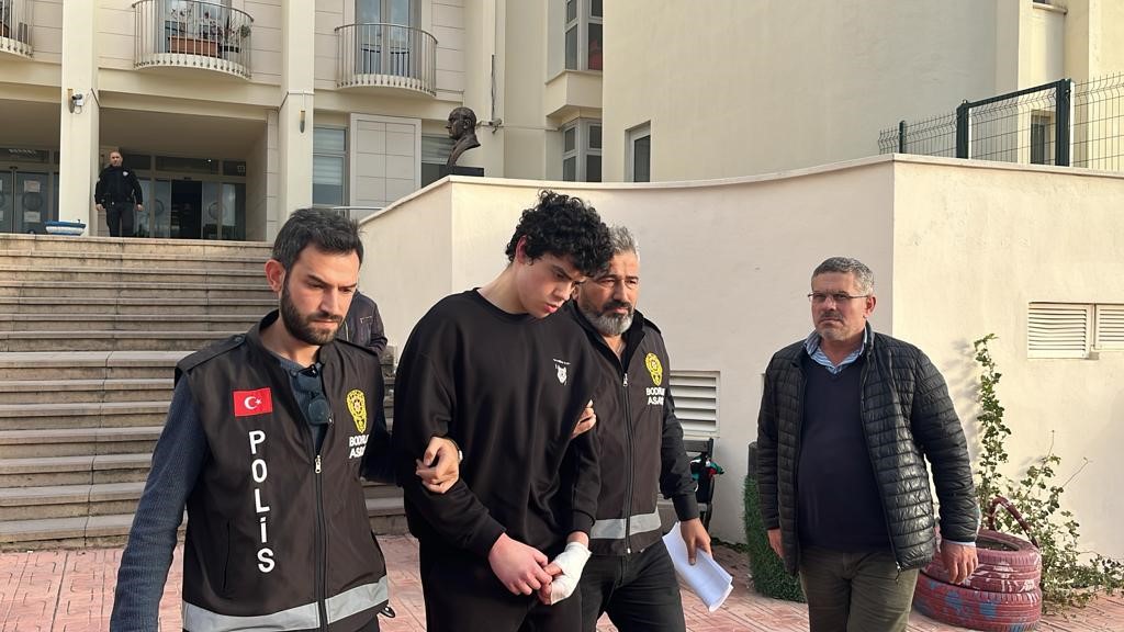 Annesi̇ni̇ Öldürdü, 24 Yıl Hapi̇s Cezası Aldı