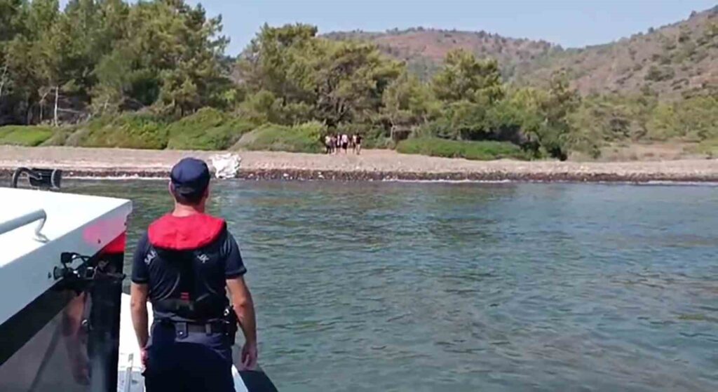 Datçada Karada 6 Düzensi̇z Göçmen Yakalandı