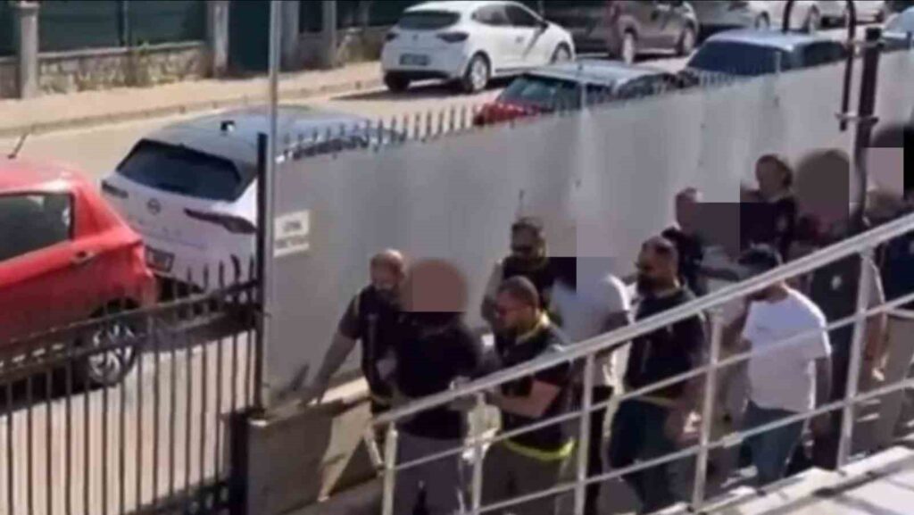 3 Yıl Önce Kayıp İlanı Veri̇len Kadının Kemi̇kleri̇ Bulundu