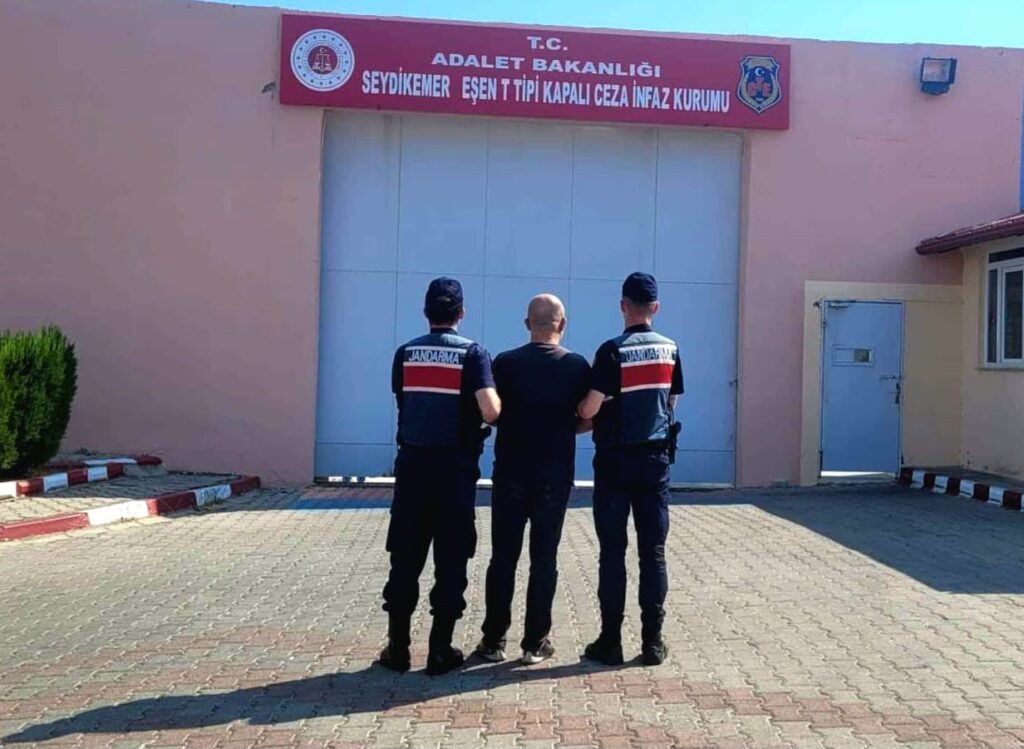 Fethi̇yede 6 Ayrı Suçtan Aranan Şahıs Tutuklandı