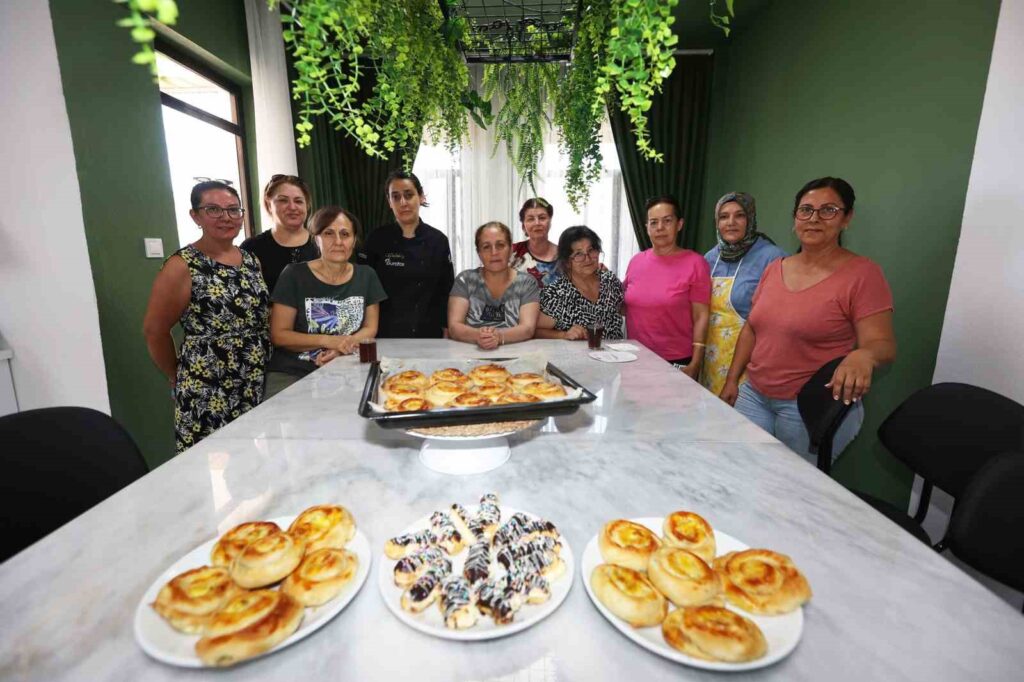 Kadın Yaşam Merkezleri̇nde Pasta Yapım Kursu