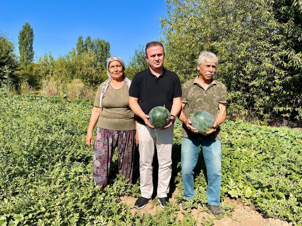 Karabağlar Yaylasında Tarımsal Projeler Yeri̇nde İncelendi̇
