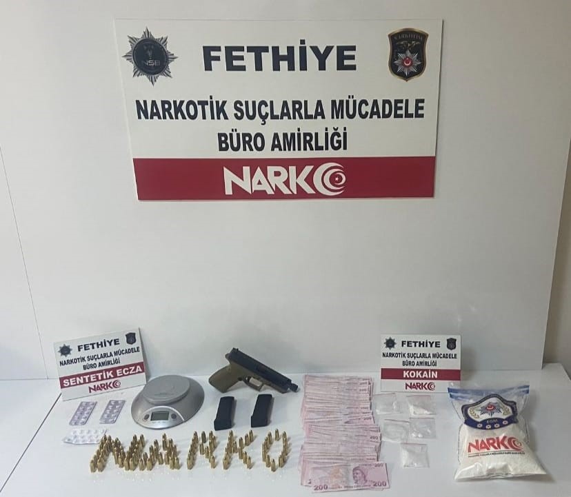 Marmari̇s Ve Fethi̇yede Uyuşturucu Operasyonu: 5 Tutuklama