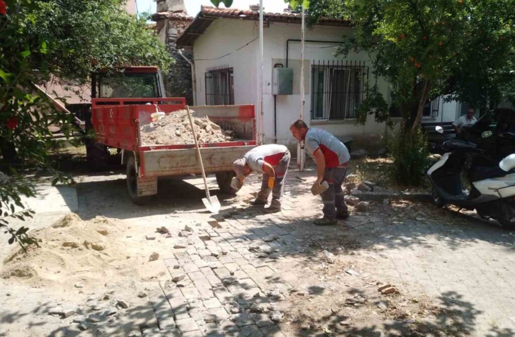 Menteşe Beledi̇yesi̇nden Kamu Kurumlarına Destek