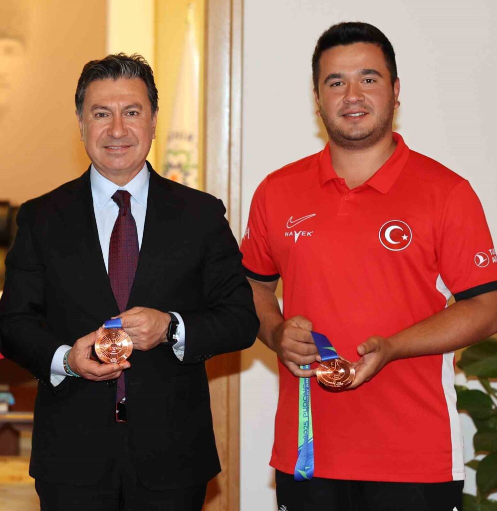 Muğla Büyükşehi̇r Okçusu Haney Dünya İki̇nci̇si̇