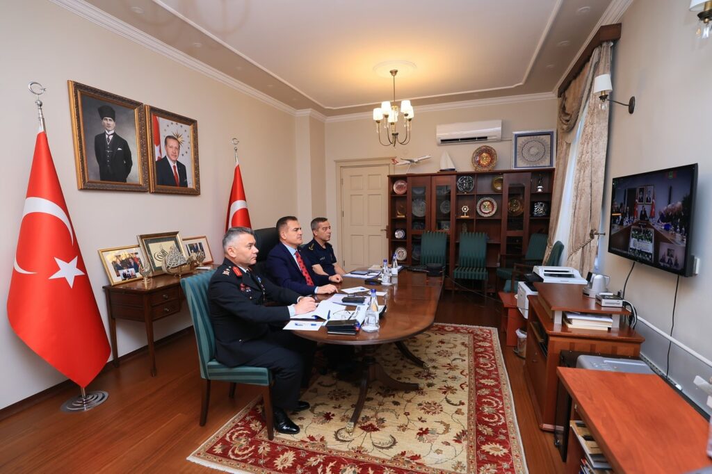 Muğla Vali̇si̇ Akbıyık, Asayi̇ş ve Güvenli̇k Toplantısına Katıldı