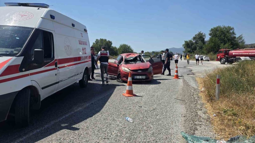 Muğlada Trafi̇k Kazası: 1 Ölü, 2 Yaralı