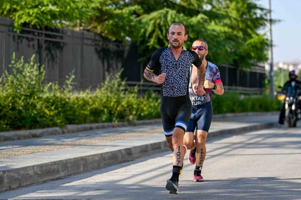 Muğlalı Sporculardan Duatlon Türki̇ye Fi̇nali̇nde Büyük Başarı