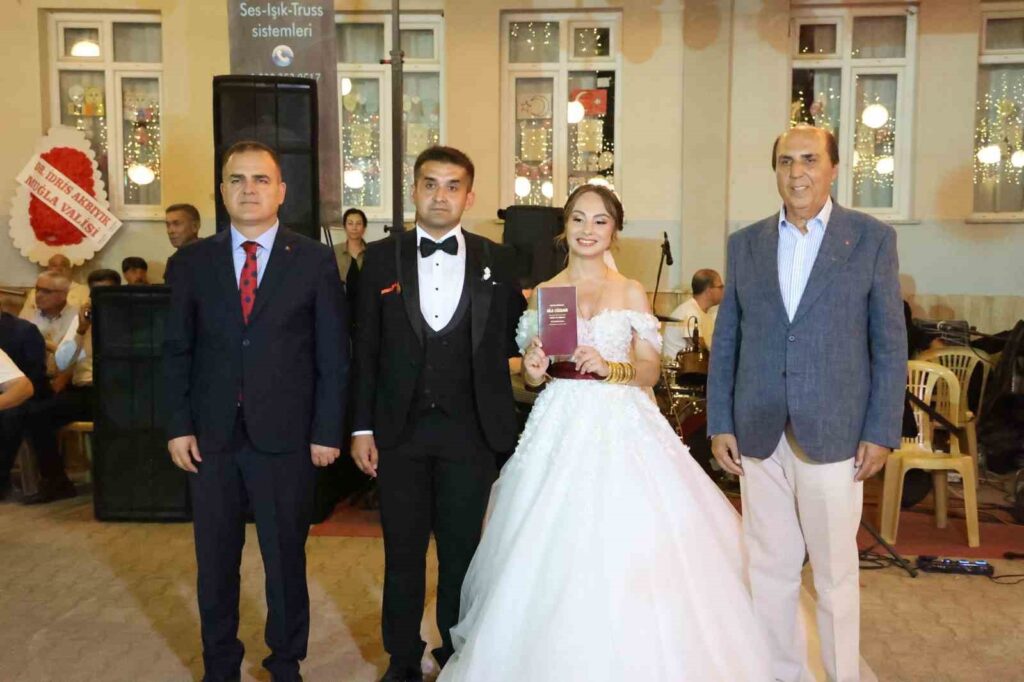 Pençe-Ki̇li̇t Gazi̇si̇ Üsteğmen Duran Dünya Evi̇ne Gi̇rdi̇