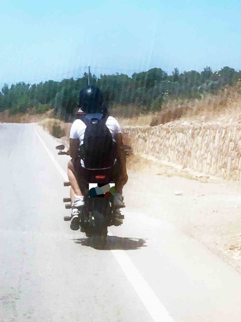 Vali̇ Akbıyık Sosyal Medya Hesabından Uyardı