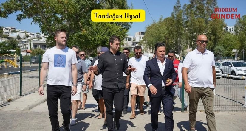 Abi-Kardeşin Yan Yana Fotoğrafı