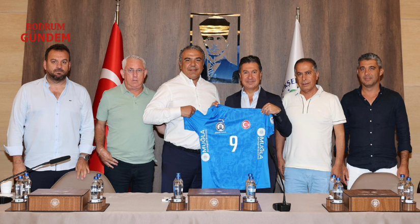 Armada Praxis Yalıkavakspor’dan Başkan Ahmet Aras’a Ziyaret