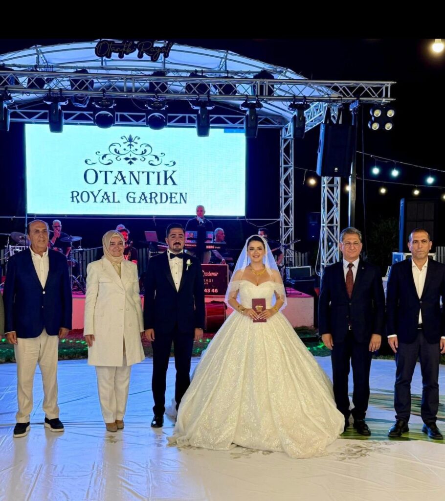 Siyaset Dünyasını Bir Araya Getiren Düğün