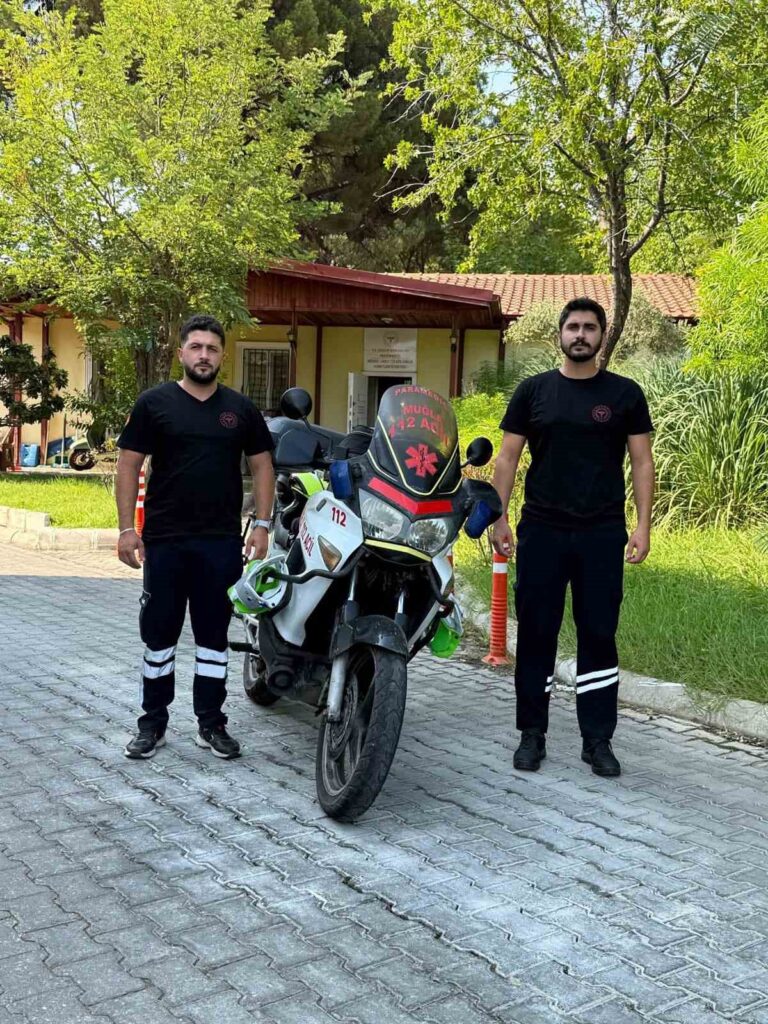Bodrum Ve Marmari̇ste 112 Motori̇ze Eki̇pleri̇ Görevlendi̇ri̇ldi̇