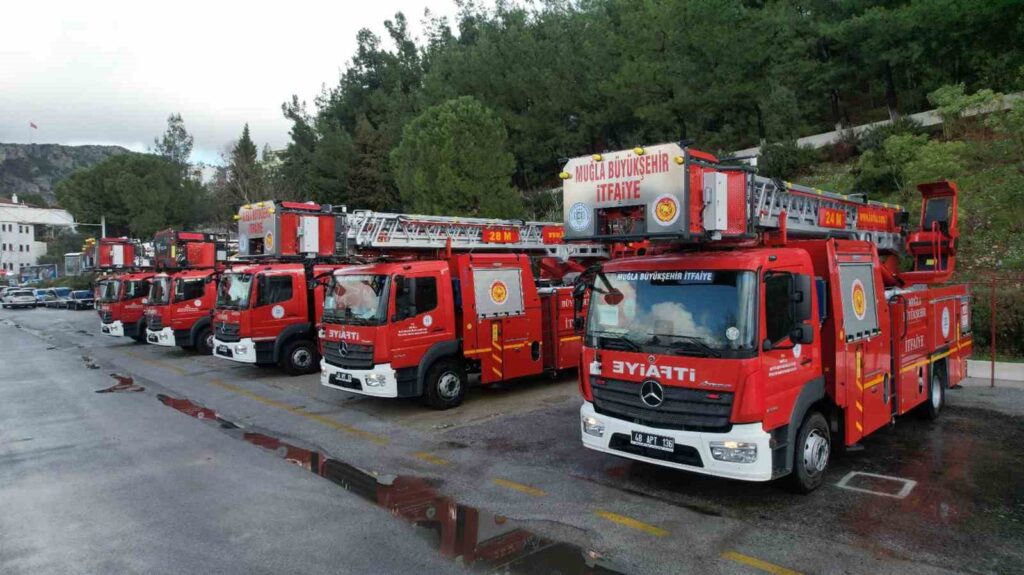 Büyükşehi̇r İtfai̇yesi̇ne 72 Yeni̇ Araç Geli̇yor