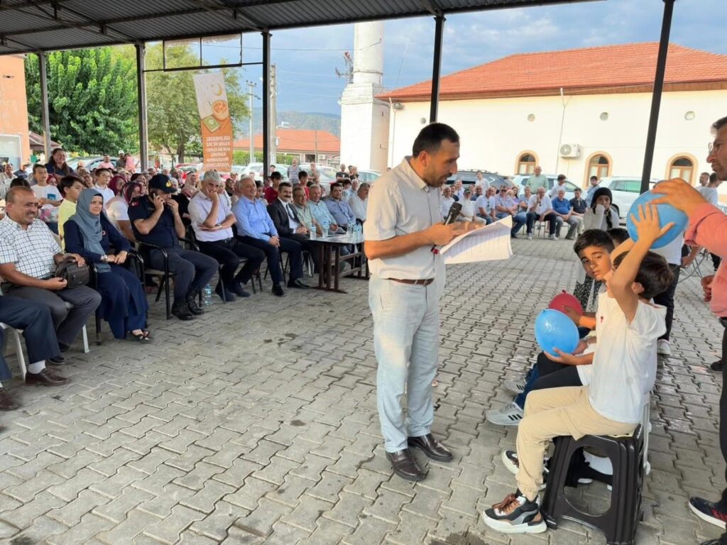 Döğüşbelen Mahallesi̇nde Aşure Geleneği̇ Sürüyor