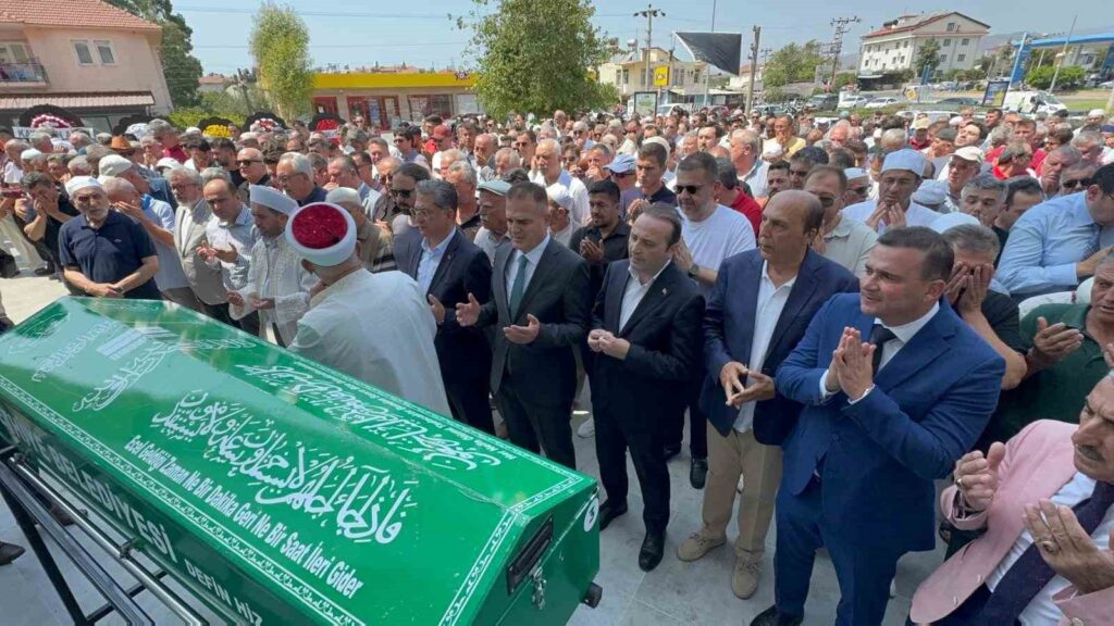 Eski̇ Ak Parti̇ Muğla Mi̇lletveki̇li̇ Ali̇ Boğa, Fethi̇yede Son Yolculuğuna Uğurlandı