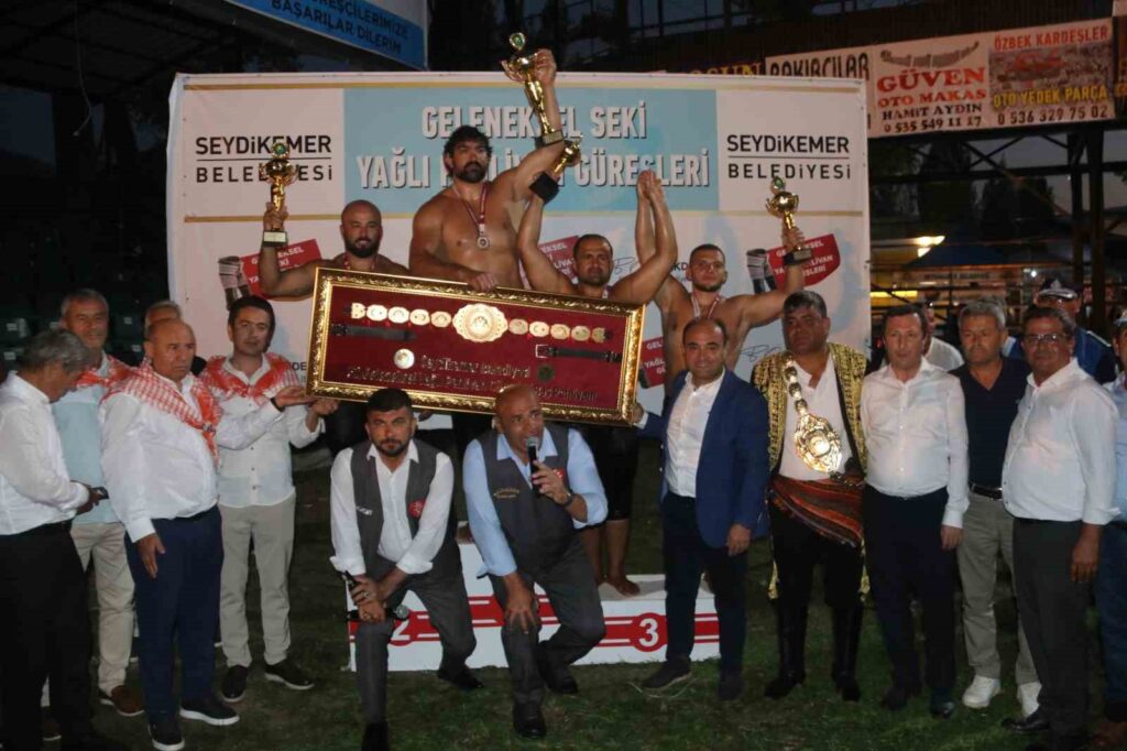 Geleneksel Yayla Seki̇ Yağlı Güreşleri̇ni̇ ‘Koç Kazandı