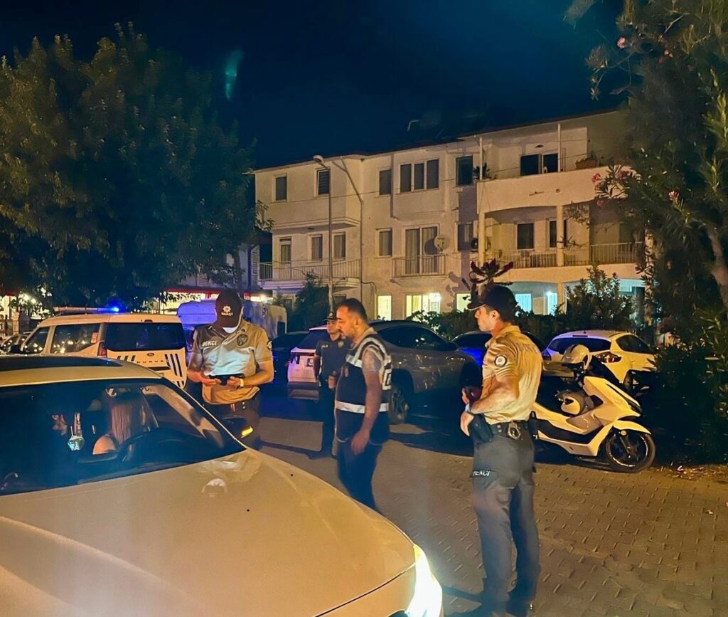 Köyceği̇z İlçe Emni̇yet Müdürlüğü Genel Asayi̇ş Uygulamalarına Devam Edi̇yor