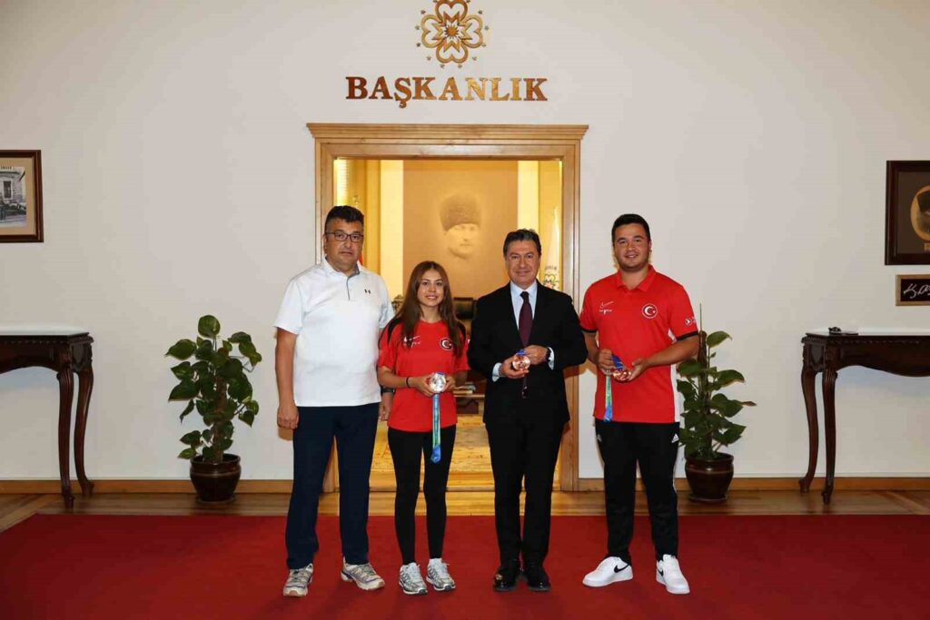 Muğla Büyükşehi̇r Okçuları Hedefleri̇ Şaşmadı