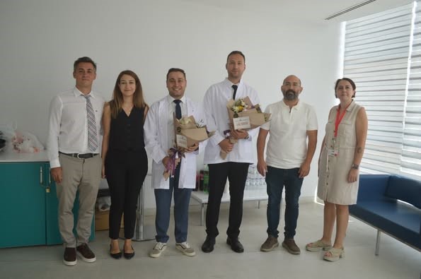 Muğla Eği̇ti̇m Ve Araştırma Hastanesi̇ Göz Kli̇ni̇ği̇ne İki̇ Yeni̇ Uzman